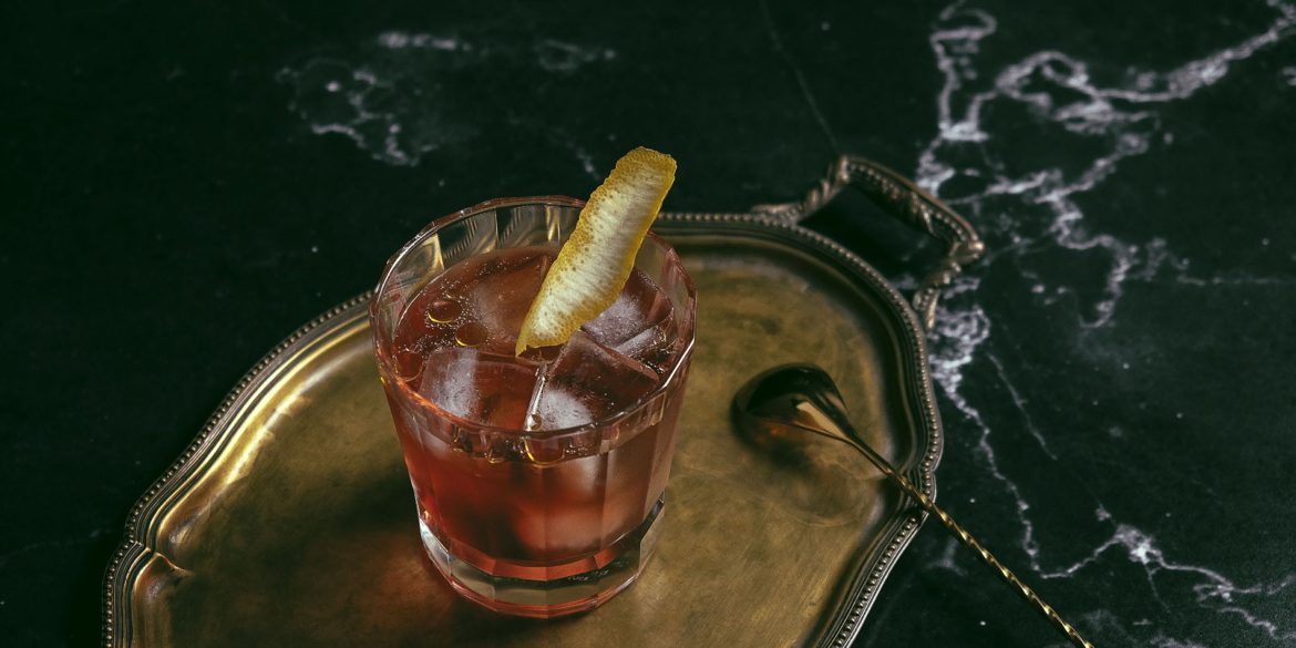 Cocktail of the month – Old Fashioned with rum