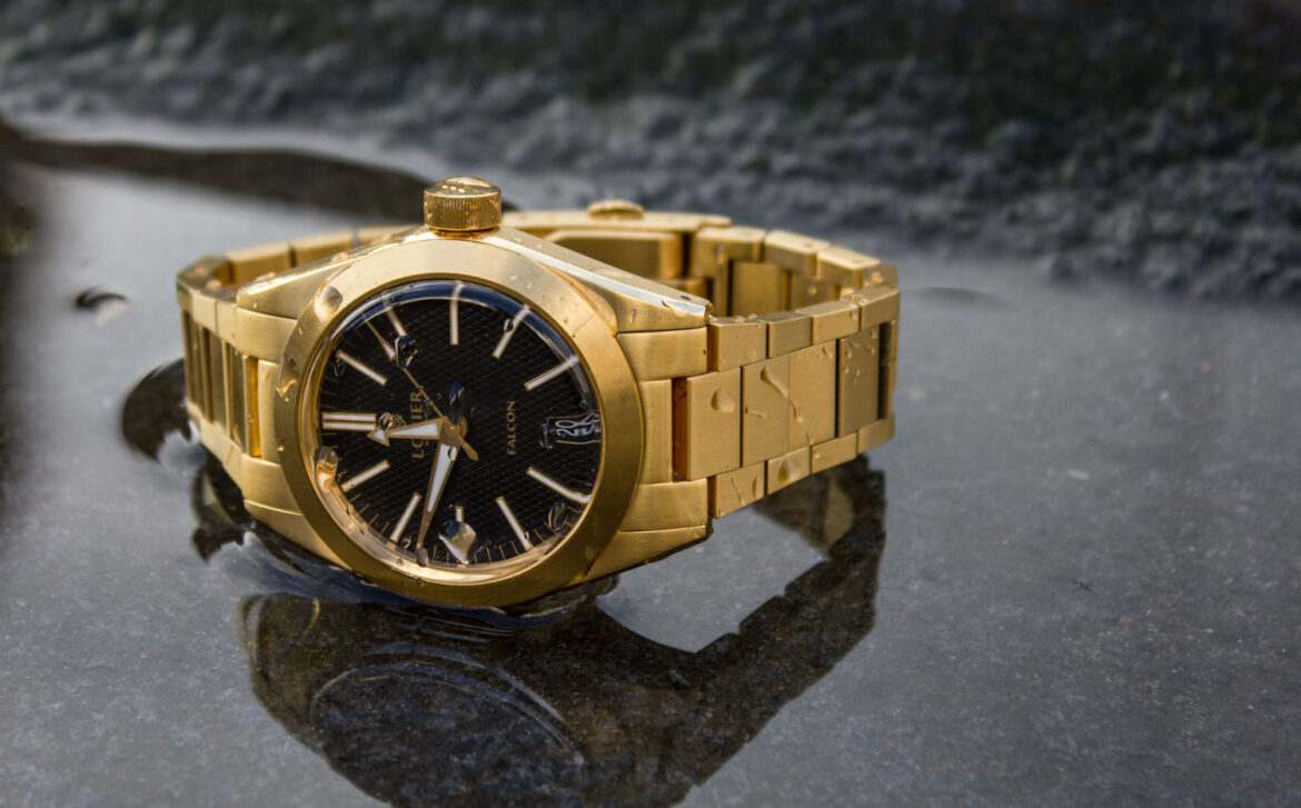Le Lorier Falcon – Une montre d’outil en or?!