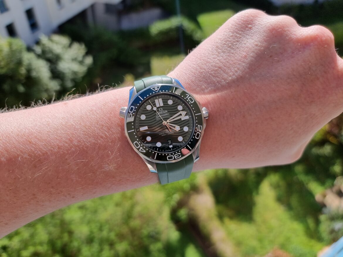 Wristbuddies Review: Strap for the Omega Seamaster 300